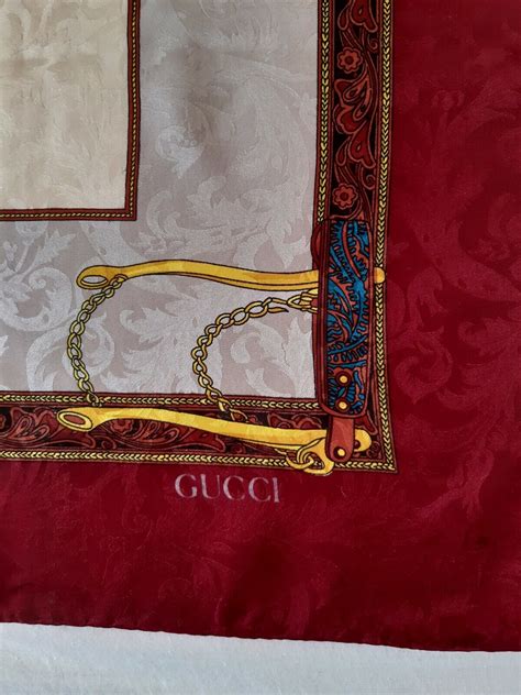 foulard gucci subito|Foulard Gucci .